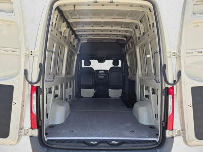 2024 Mercedes-Benz Sprinter Cargo Van 2500 Standard Roof I4 Diesel HO 144" RWD