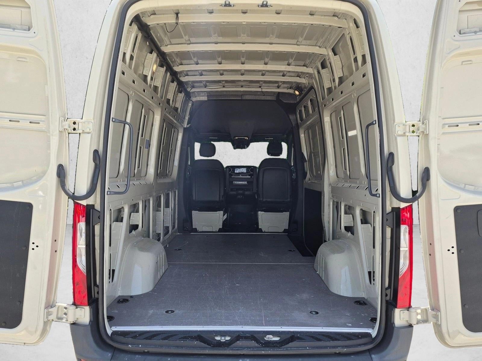 2024 Mercedes-Benz Sprinter Cargo Van 2500 Standard Roof I4 Diesel HO 144" RWD