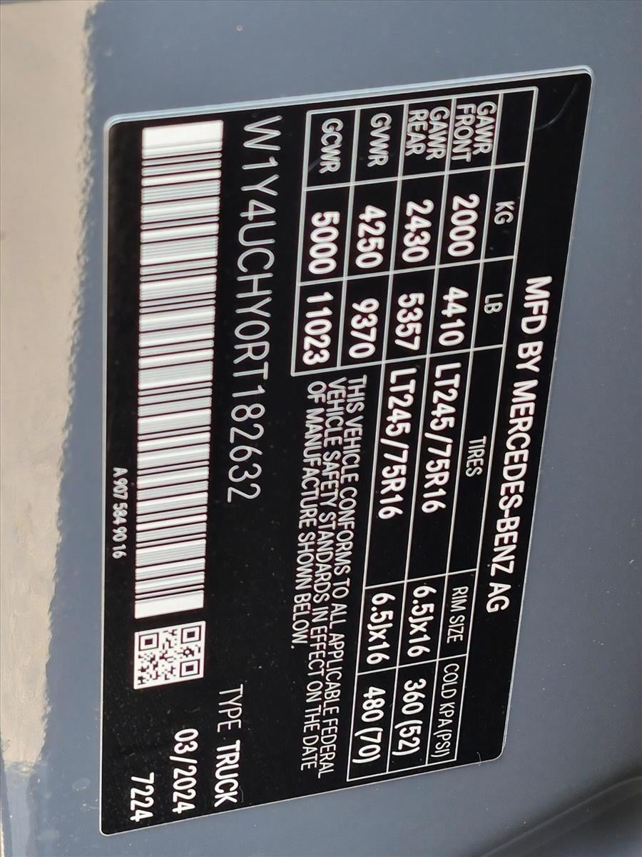 2024 Mercedes-Benz eSprinter Cargo Van 2500 High Roof 170" RWD