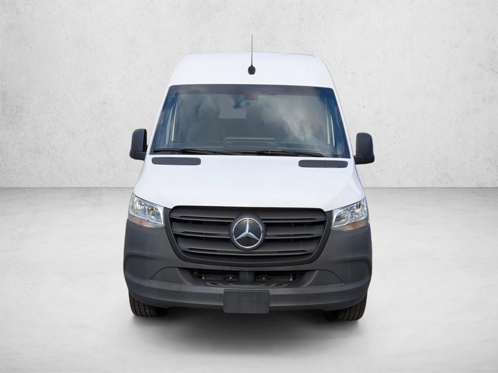 2024 Mercedes-Benz eSprinter Cargo Van 2500 High Roof 170" RWD