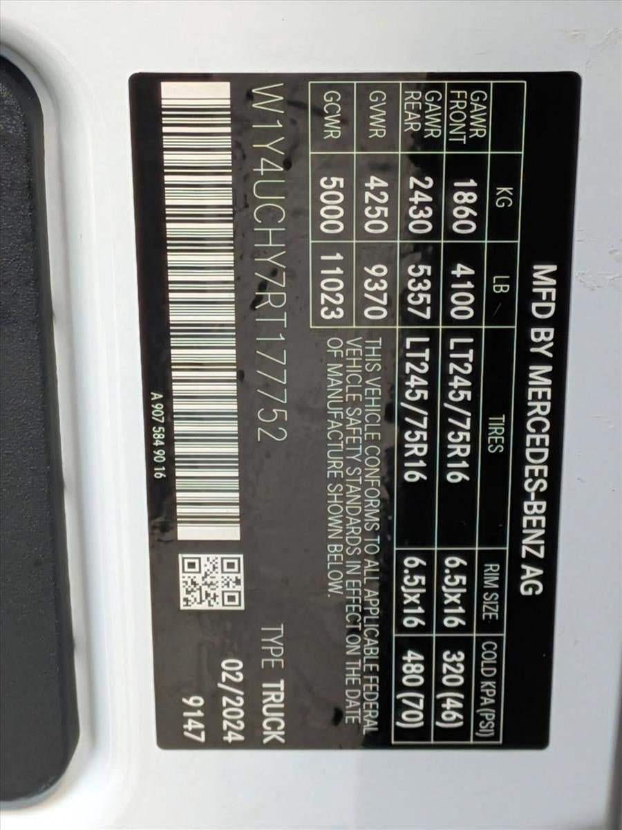 2024 Mercedes-Benz eSprinter Cargo Van 2500 High Roof 170" RWD