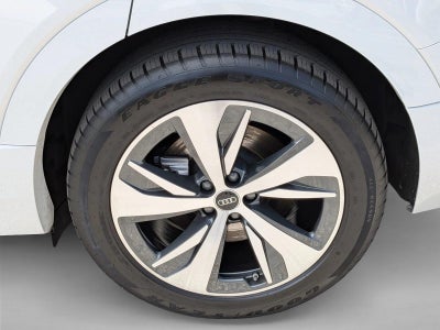 2024 Audi Q8 e-tron Sportback S line Prestige quattro