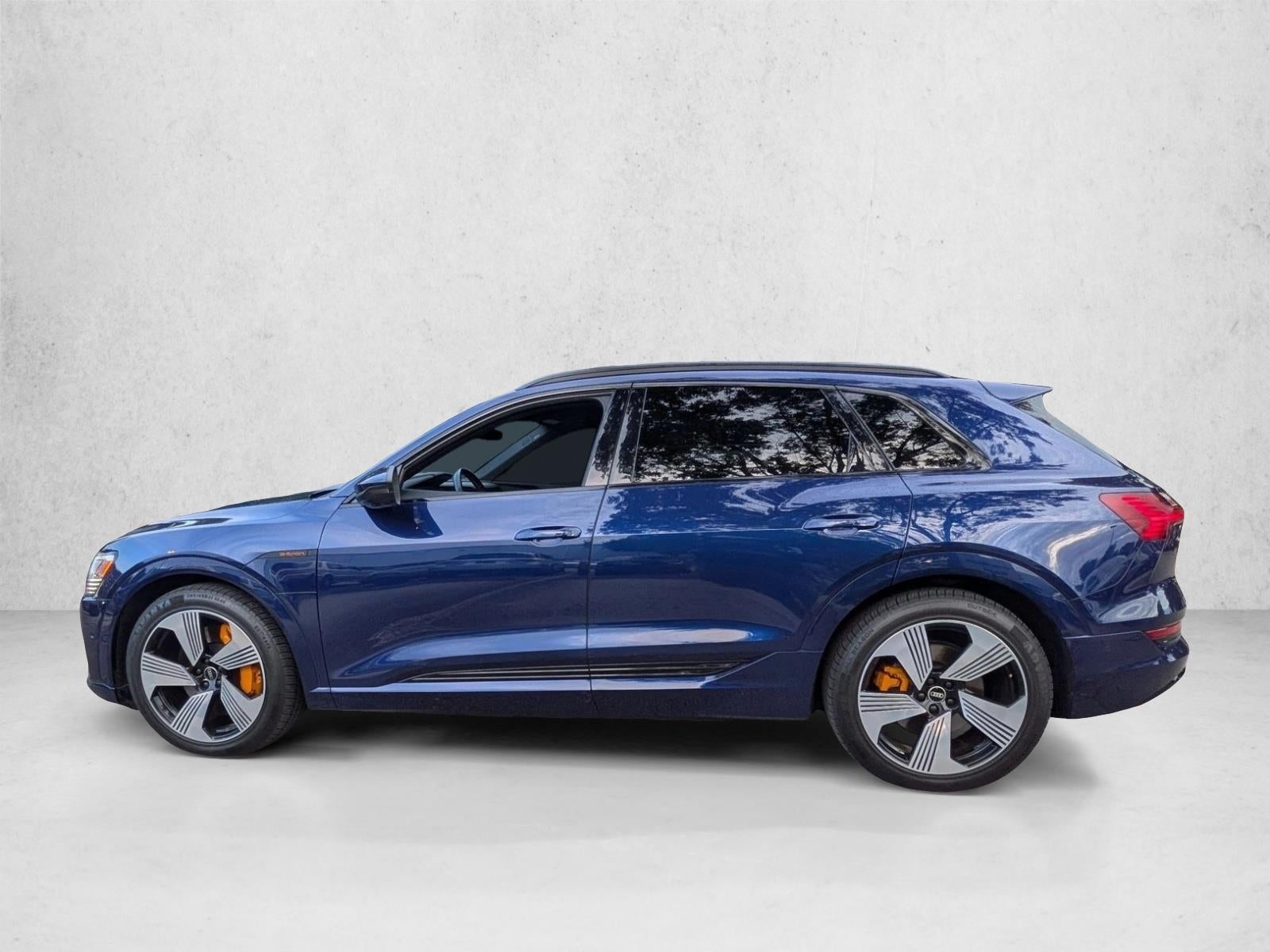 2022 Audi e-tron Premium Plus quattro