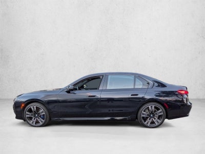 2025 BMW 740i Sedan
