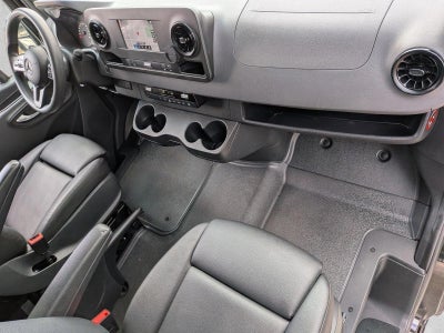2019 Mercedes-Benz Sprinter Passenger Van 2500 High Roof V6 144" RWD