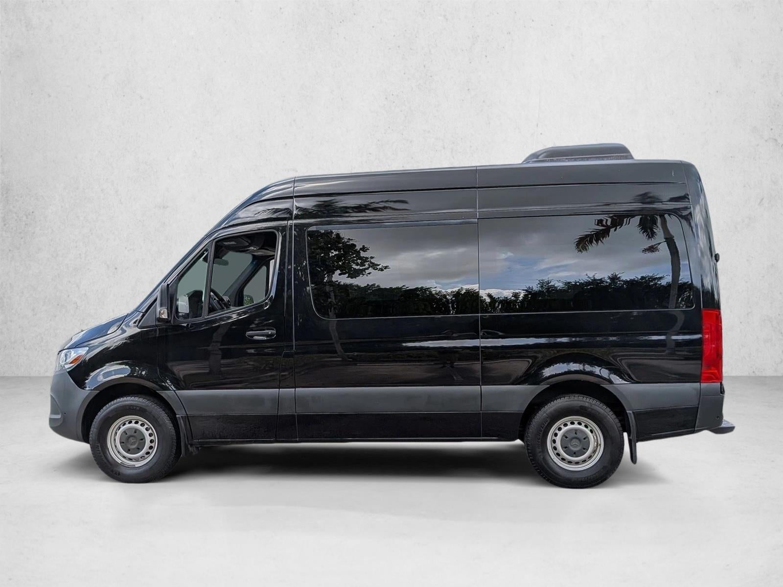 2019 Mercedes-Benz Sprinter Passenger Van 2500 High Roof V6 144" RWD