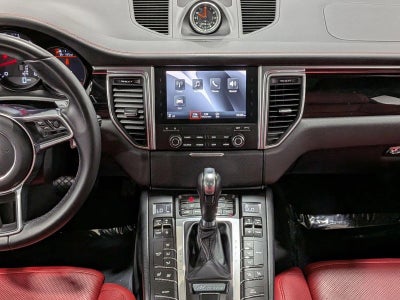 2018 Porsche Macan AWD