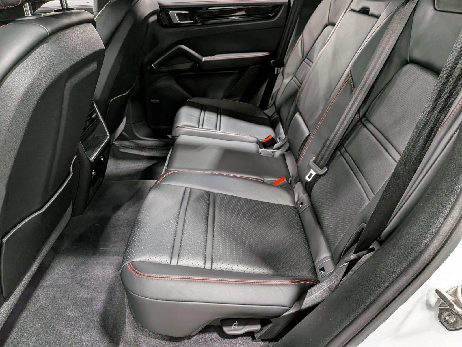 2023 Porsche Cayenne AWD