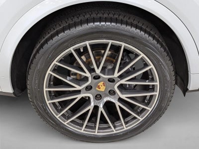 2023 Porsche Cayenne AWD
