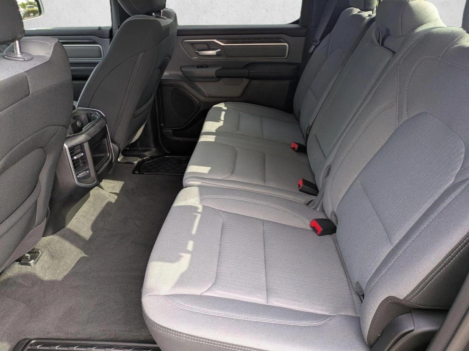 2022 RAM 1500 Big Horn 4x2 Crew Cab 5'7" Box