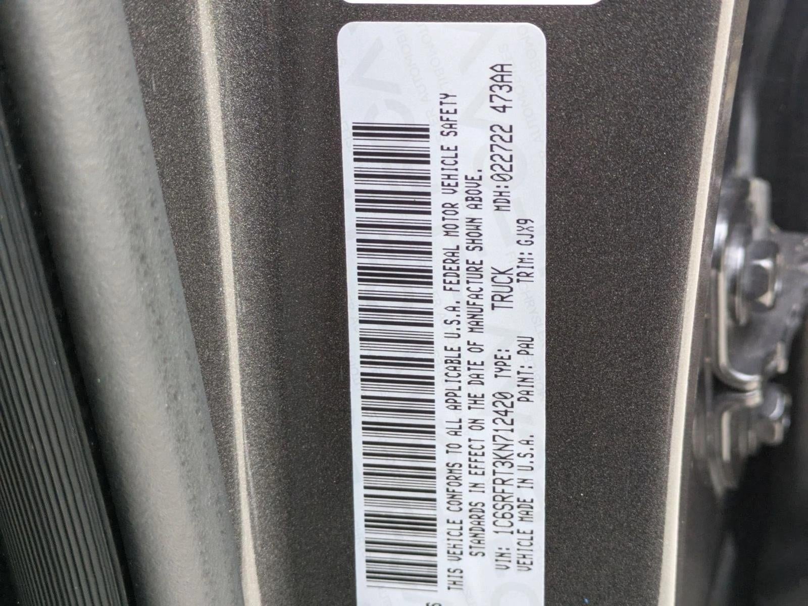 2019 RAM 1500 Laramie 4x4 Crew Cab 6'4" Box