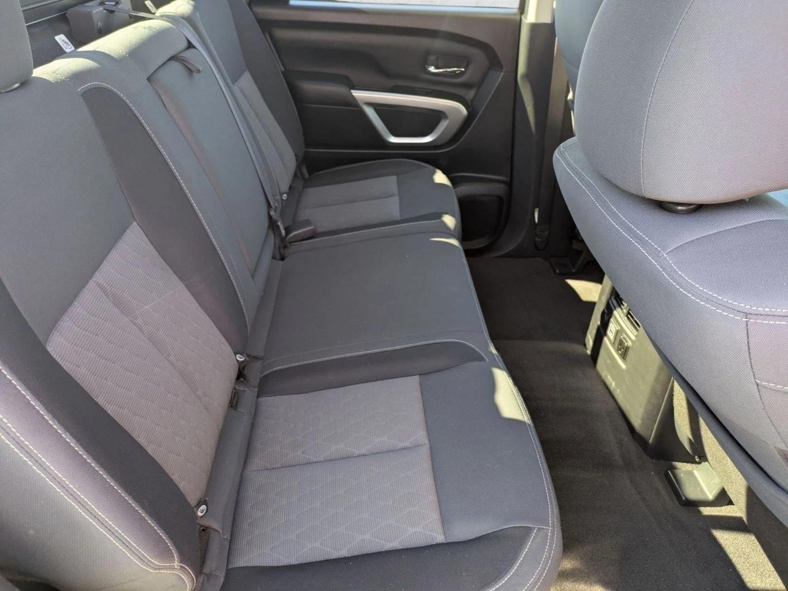 2021 Nissan Titan 4x2 Crew Cab SV