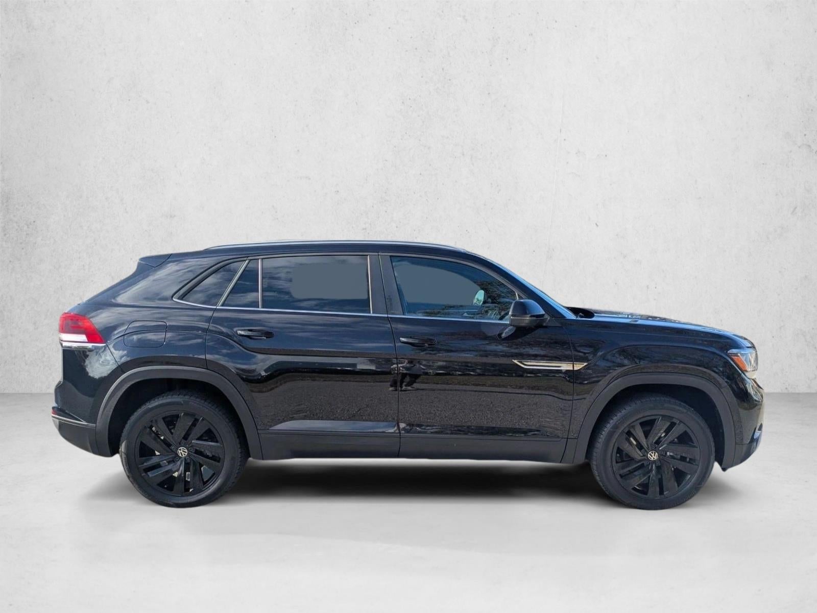 2022 Volkswagen Atlas Cross Sport 2.0T SE w/Technology FWD