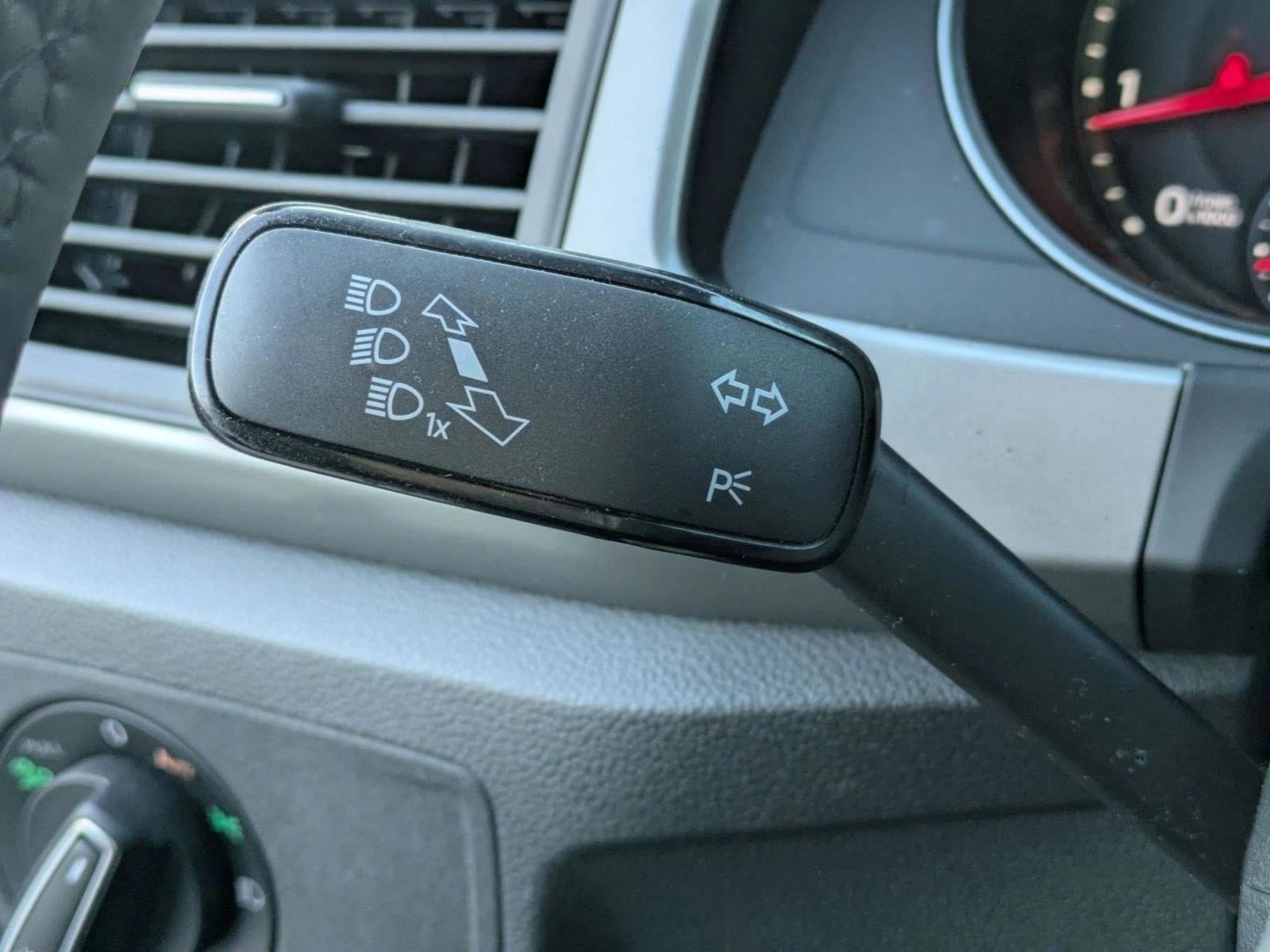 2020 Volkswagen Atlas Cross Sport 3.6L V6 SE w/Technology FWD