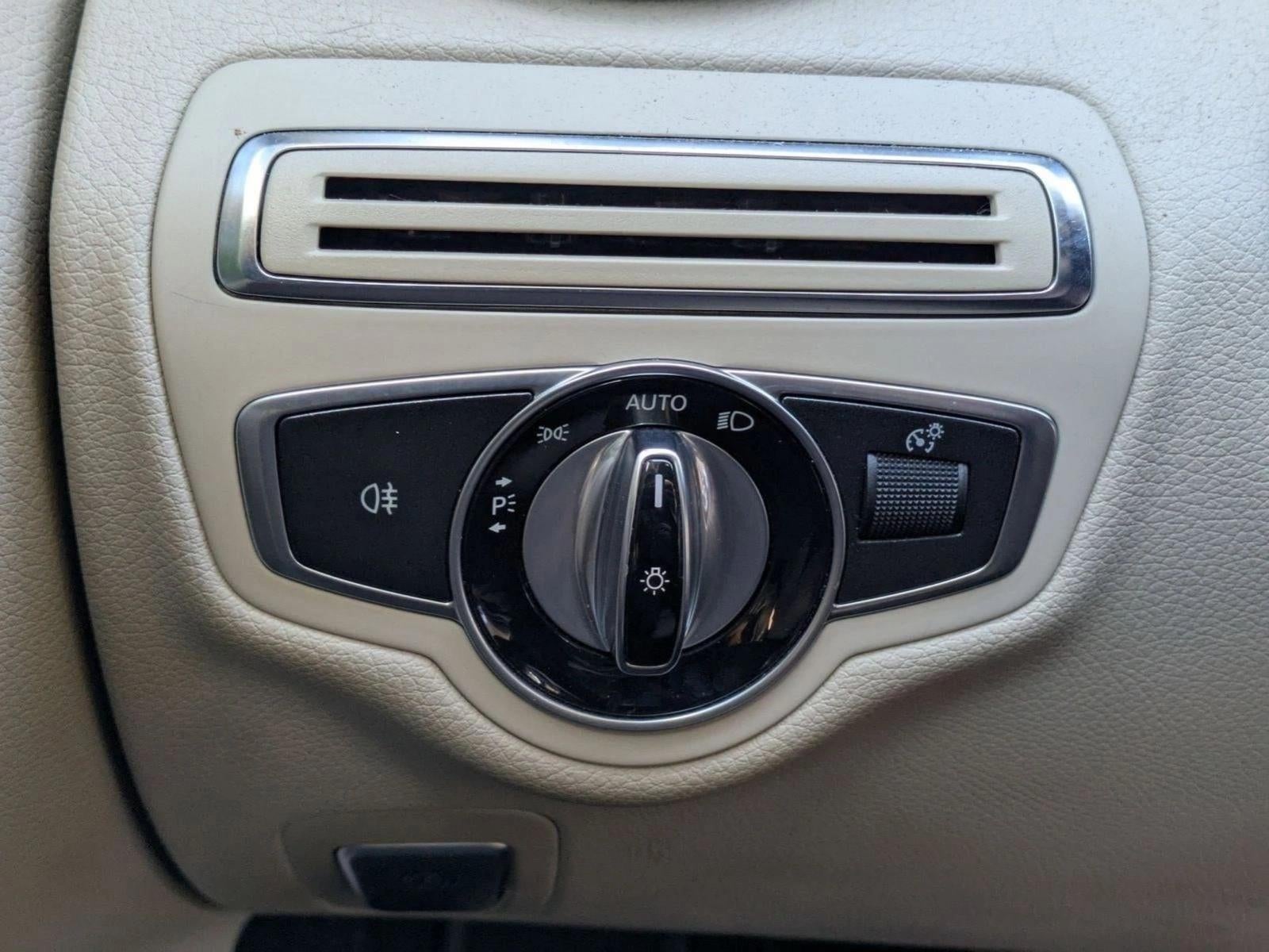 2016 Mercedes-Benz C-Class C 300 Sedan