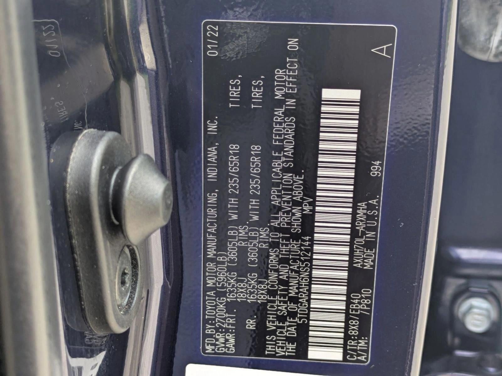 2022 Toyota Highlander Hybrid XLE FWD (Natl)
