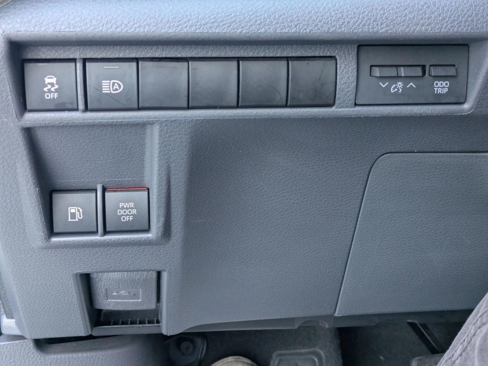 2021 Toyota Sienna Limited FWD 7-Passenger (GS)