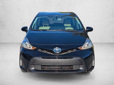 2017 Toyota Prius v Four (Natl)