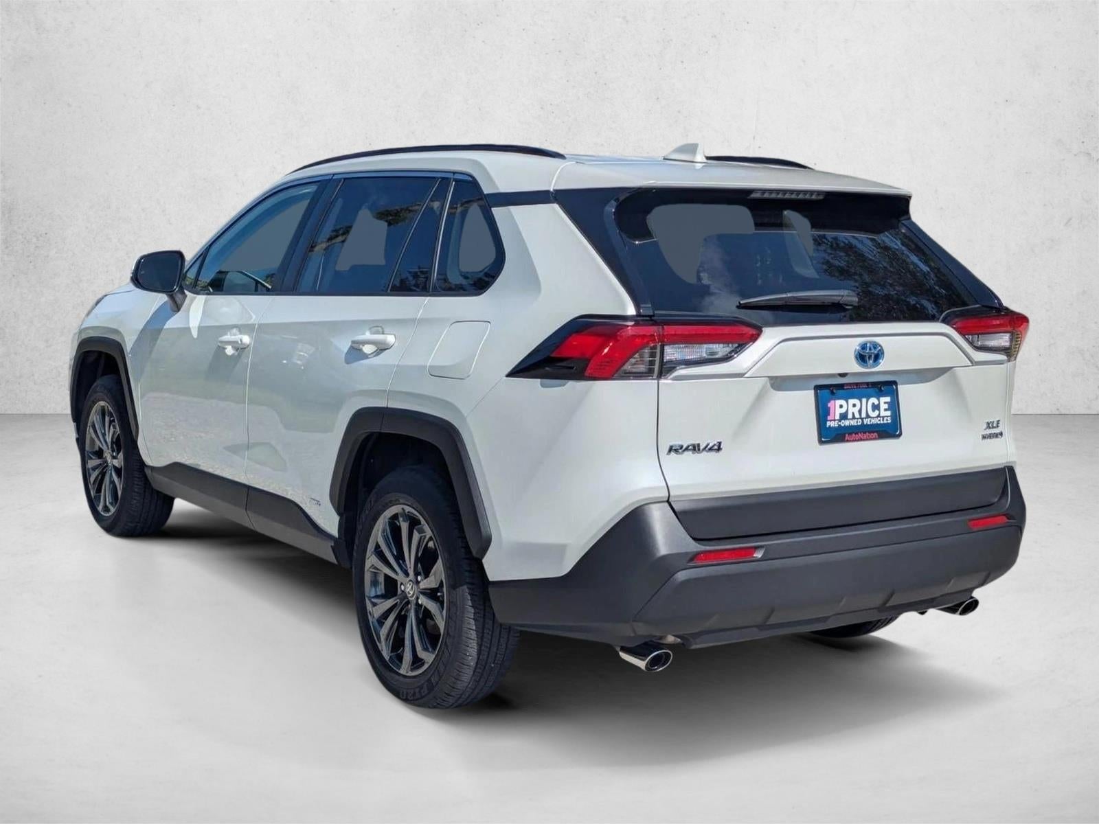 2022 Toyota RAV4 Hybrid XLE Premium AWD (Natl)