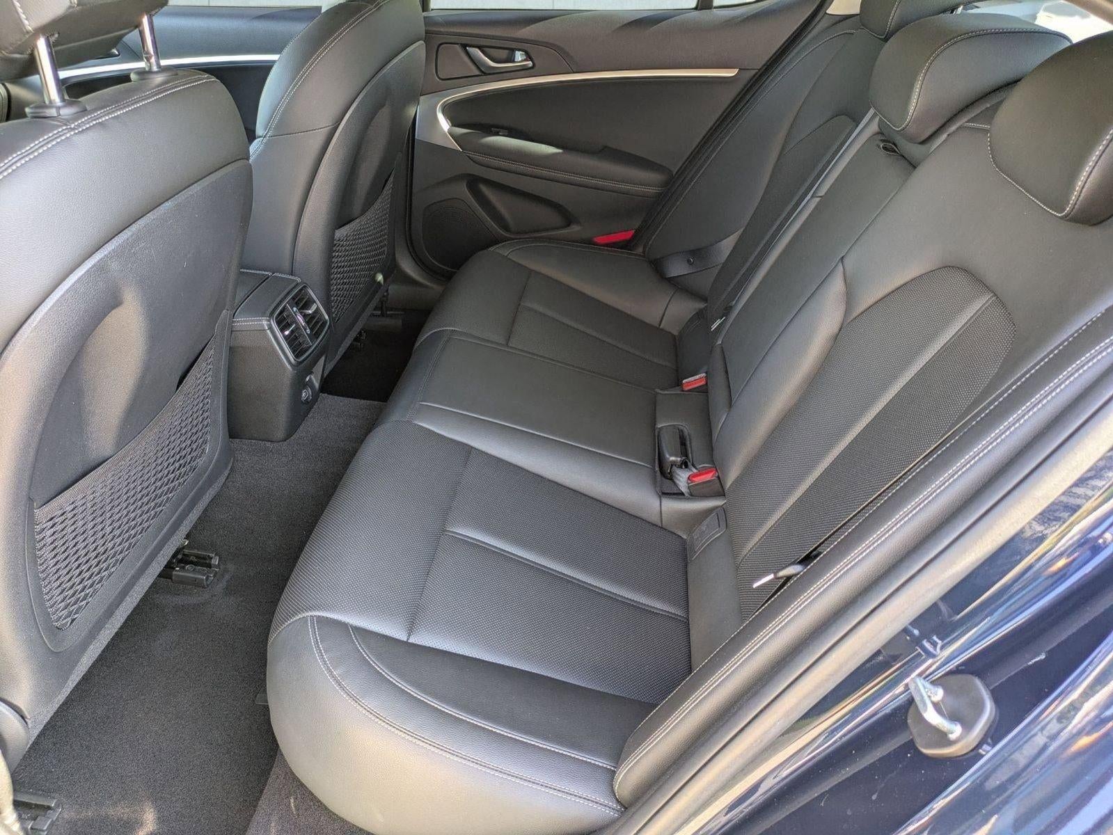 2021 Genesis G70 2.0T RWD