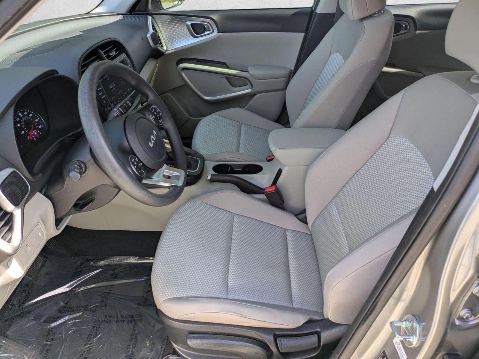 2022 Kia Soul LX IVT