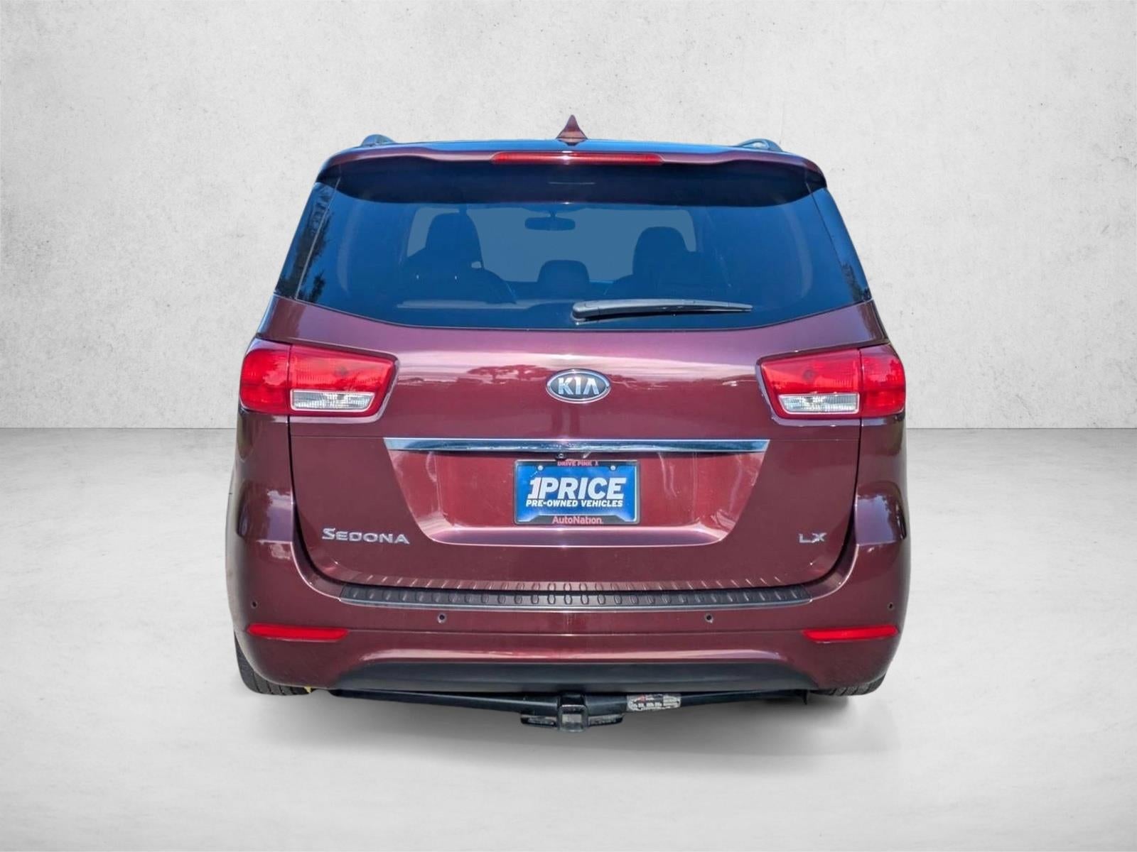 2017 Kia Sedona LX FWD