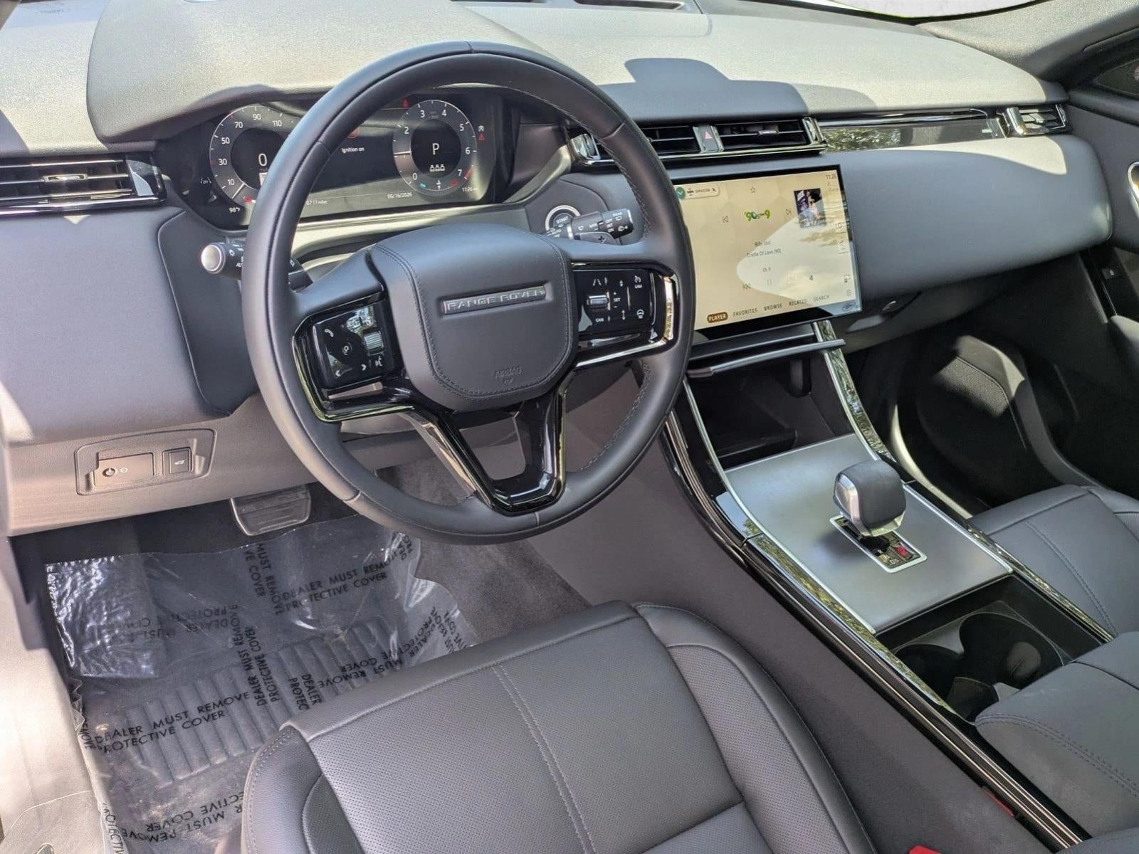 2025 Land Rover Range Rover Velar P250 Dynamic SE