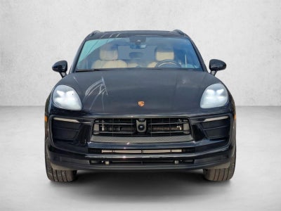 2025 Porsche Macan AWD