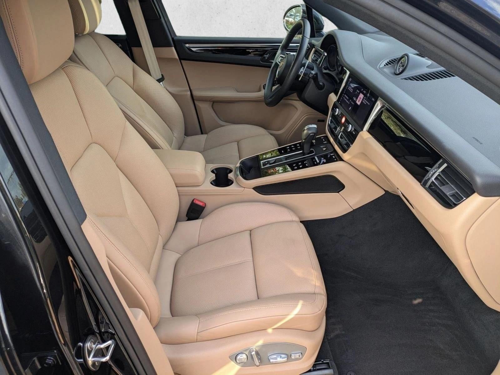 2025 Porsche Macan AWD