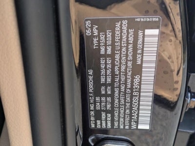 2025 Porsche Macan AWD