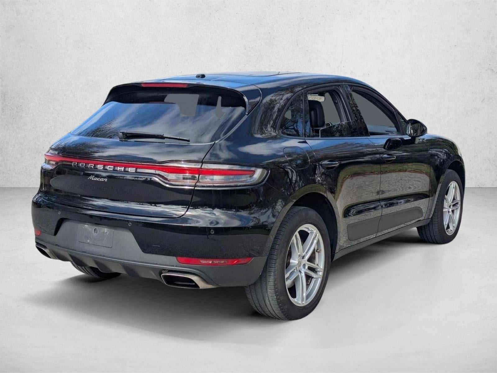 2021 Porsche Macan AWD