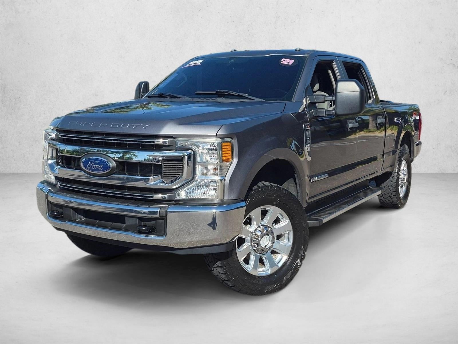 2021 Ford Super Duty F-250 SRW XL 4WD Crew Cab 6.75' Box