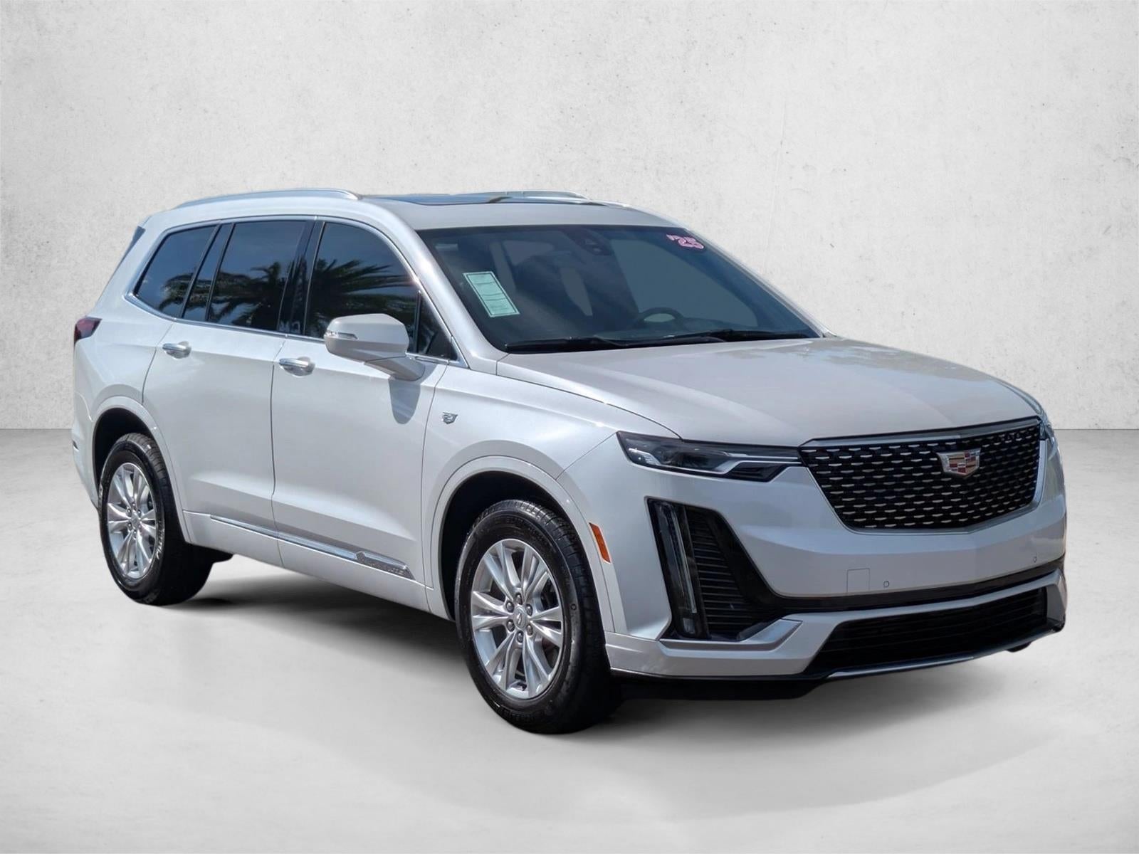 2025 Cadillac XT6 FWD 4dr Luxury