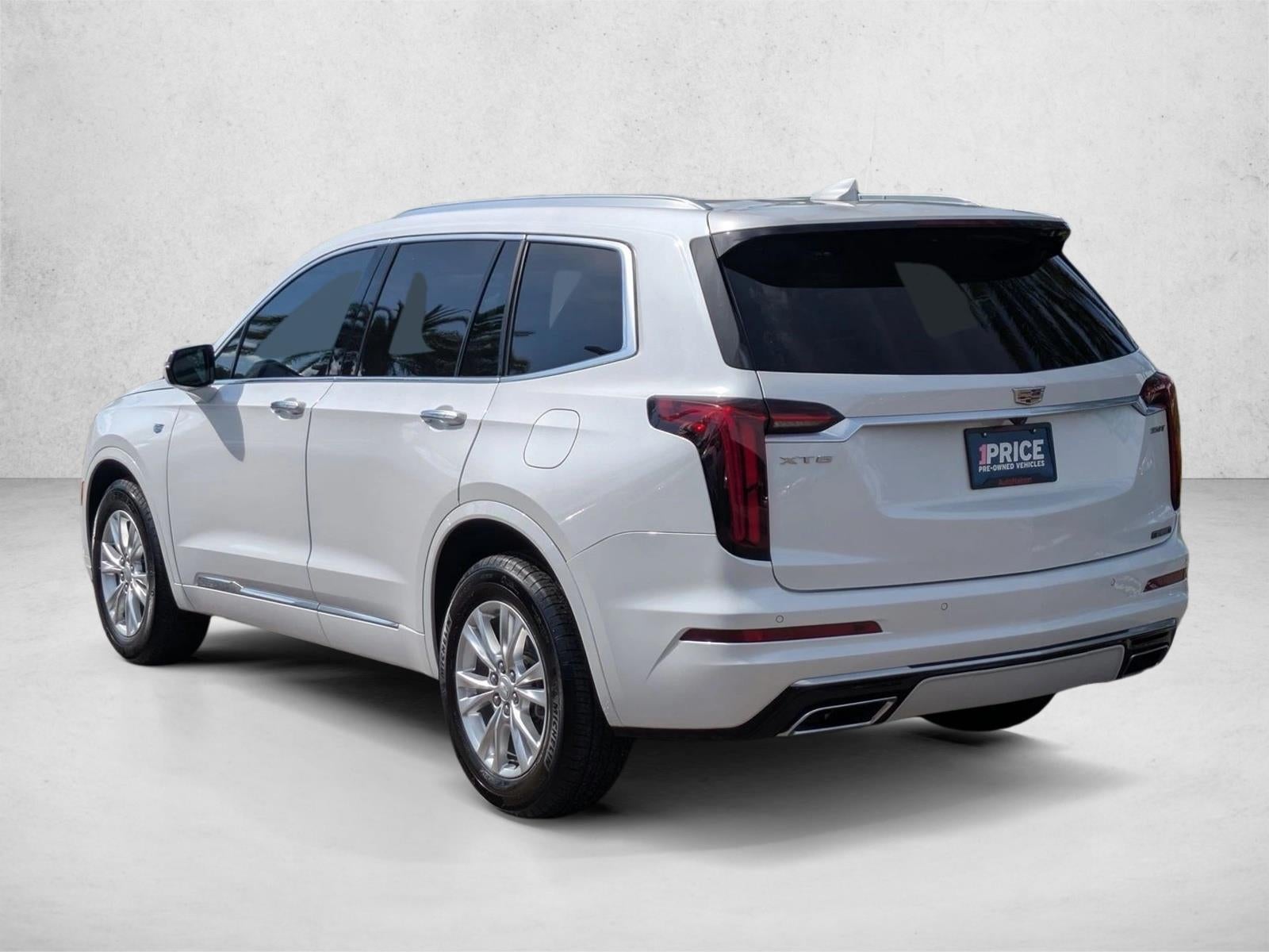 2025 Cadillac XT6 FWD 4dr Luxury