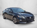 2022 Nissan Altima 2.5 SV Sedan