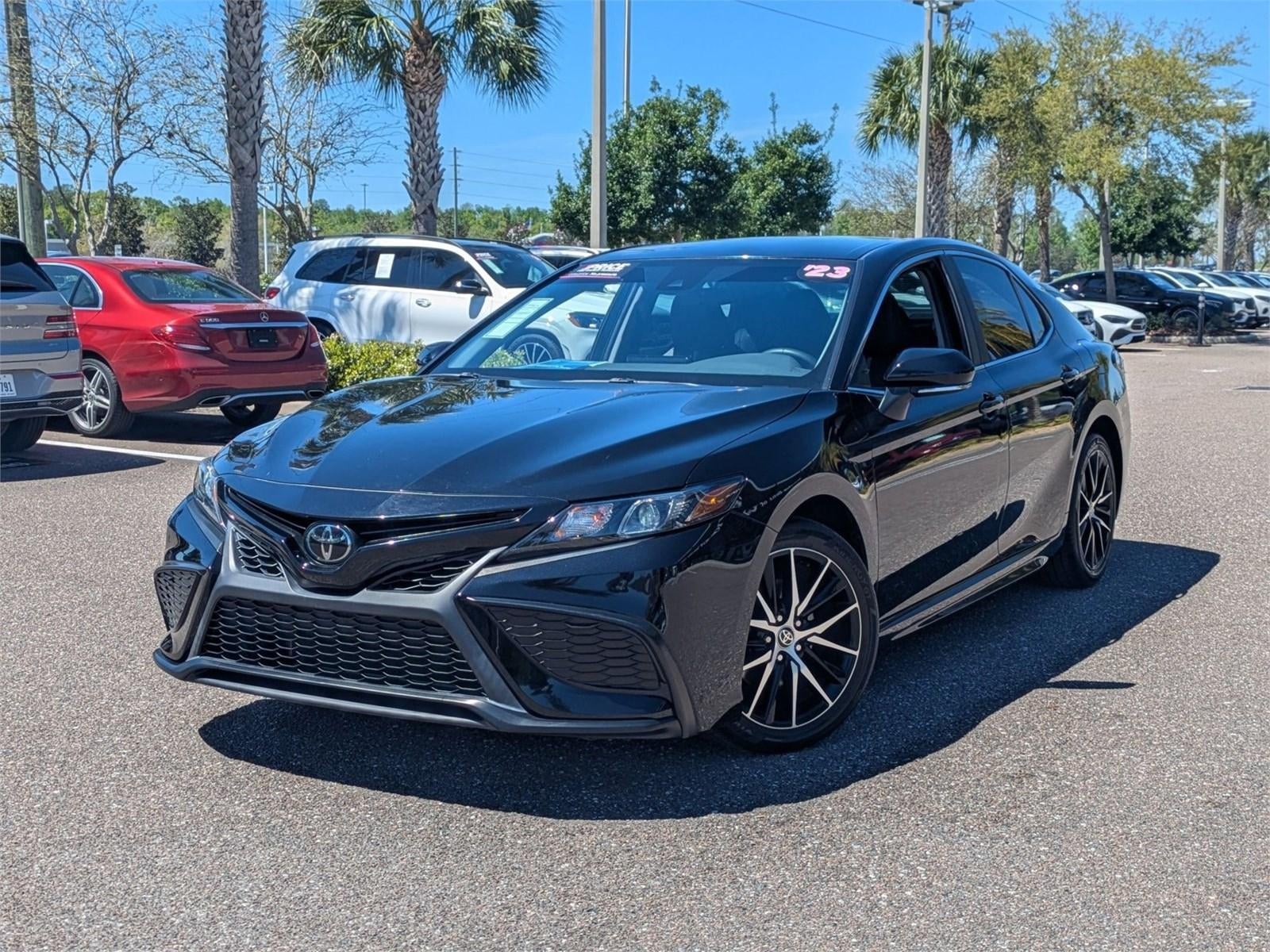 2023 Toyota Camry SE Auto (SE)