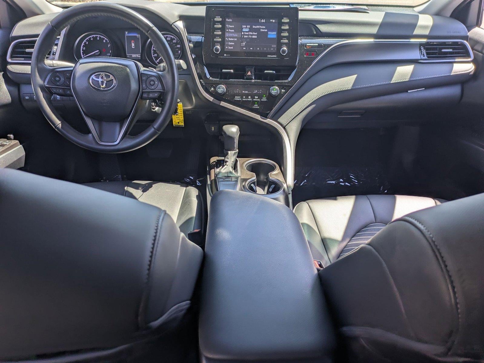 2023 Toyota Camry SE Auto (SE)