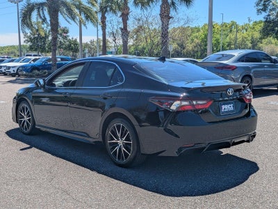2023 Toyota Camry SE Auto (SE)