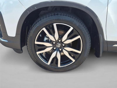 2022 Honda Pilot Touring 7-Passenger 2WD