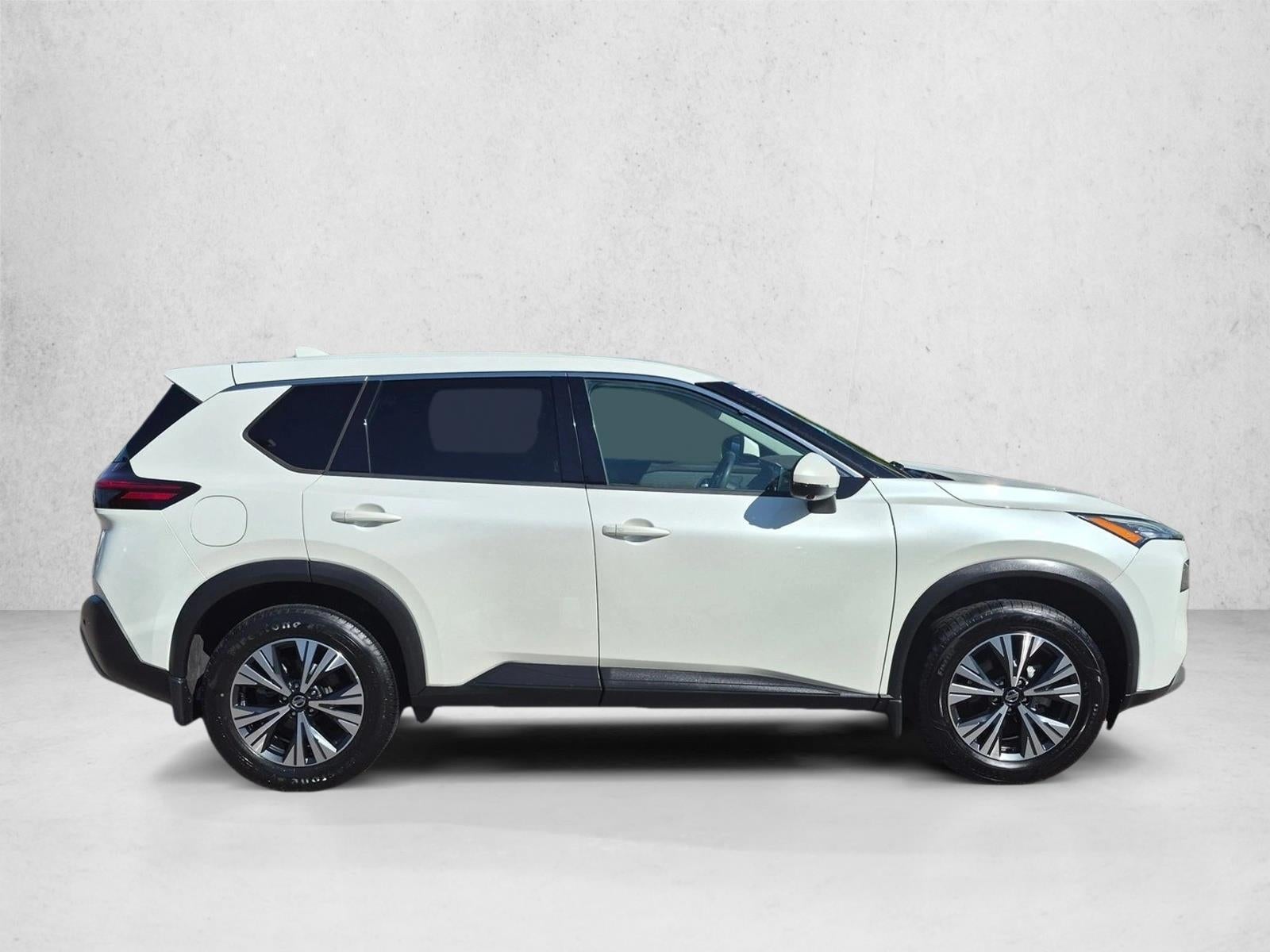 2021 Nissan Rogue FWD SV