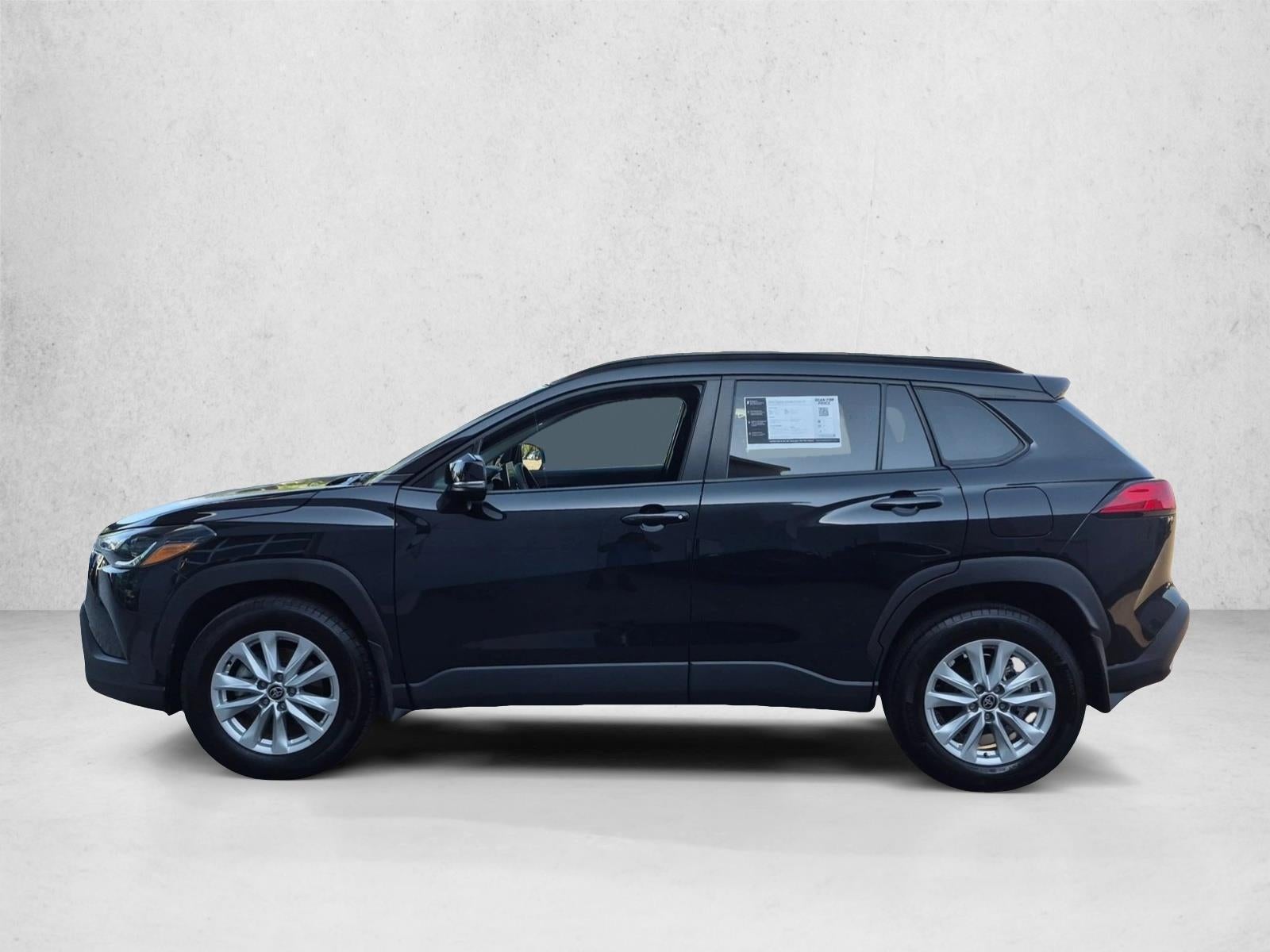2024 Toyota Corolla Cross LE 2WD (Natl)