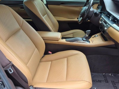 2016 Lexus ES 300h 4dr Sdn Hybrid