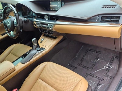 2016 Lexus ES 300h 4dr Sdn Hybrid
