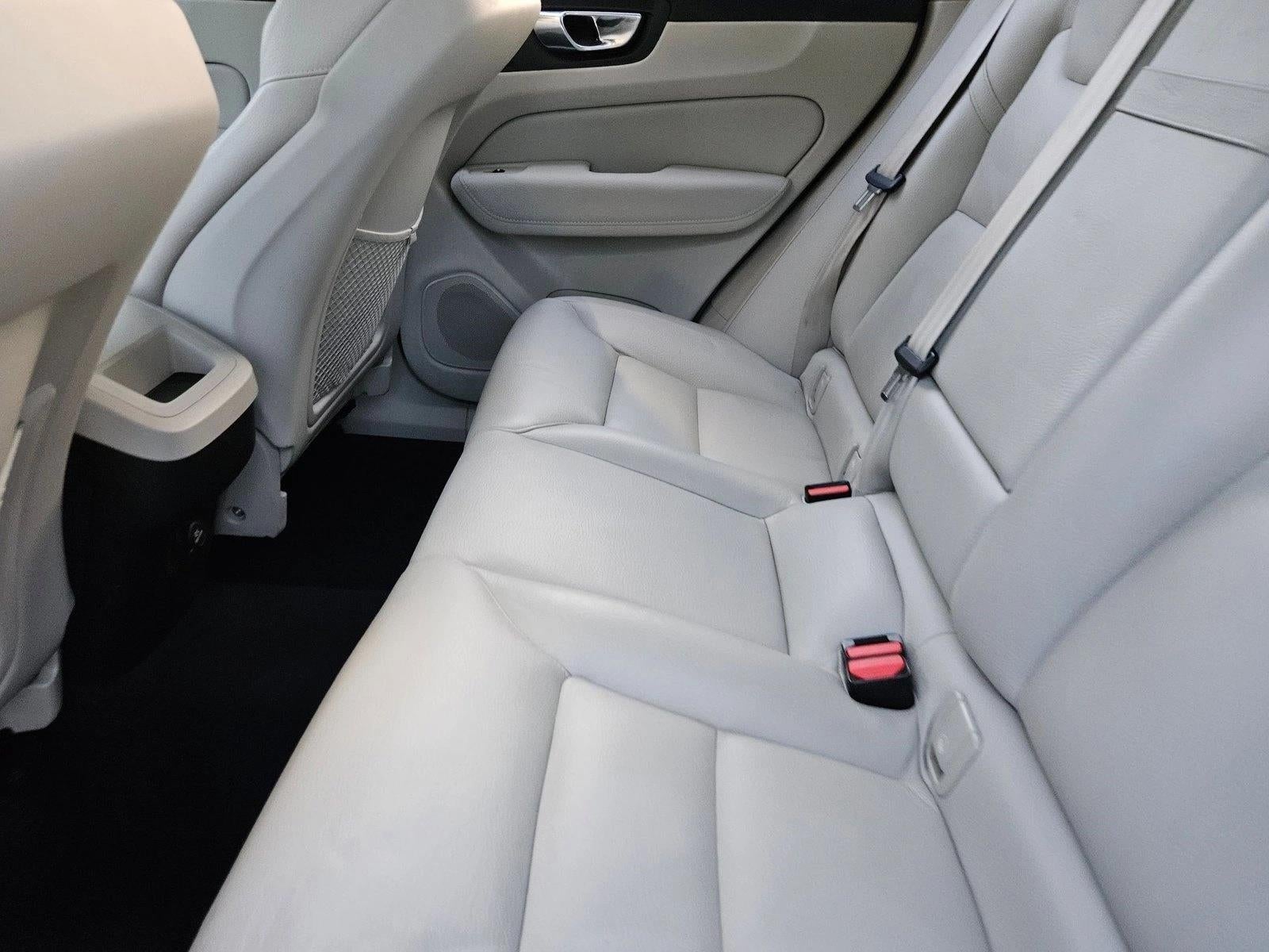 2019 Volvo XC60 T5 FWD Momentum