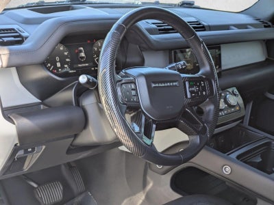 2024 Land Rover Defender 110 P400 X-Dynamic SE