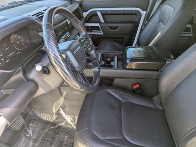 2024 Land Rover Defender 110 P400 X-Dynamic SE