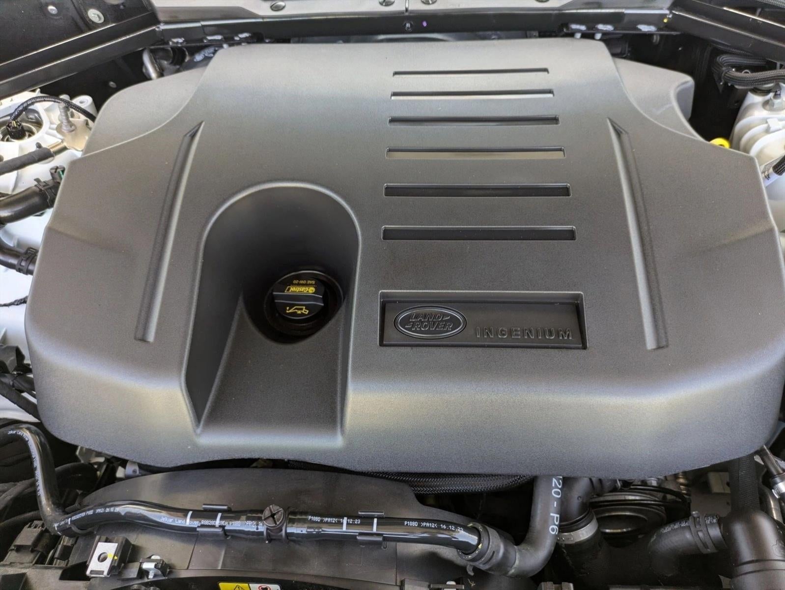 2024 Land Rover Defender 110 P400 X-Dynamic SE