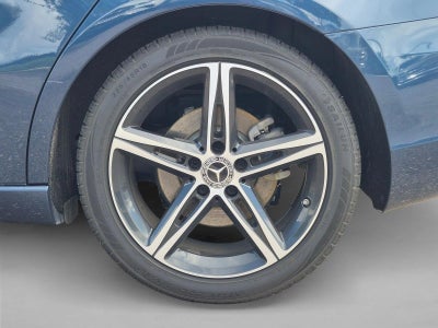 2022 Mercedes-Benz A-Class A 220 Sedan