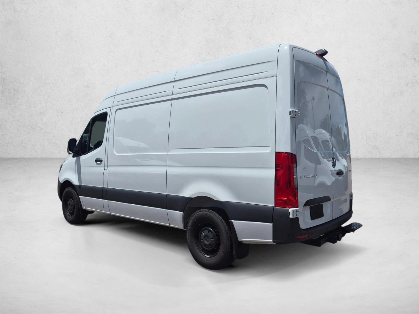 2025 Mercedes-Benz Sprinter Cargo Van 2500 Standard Roof I4 Diesel HO 144" RWD