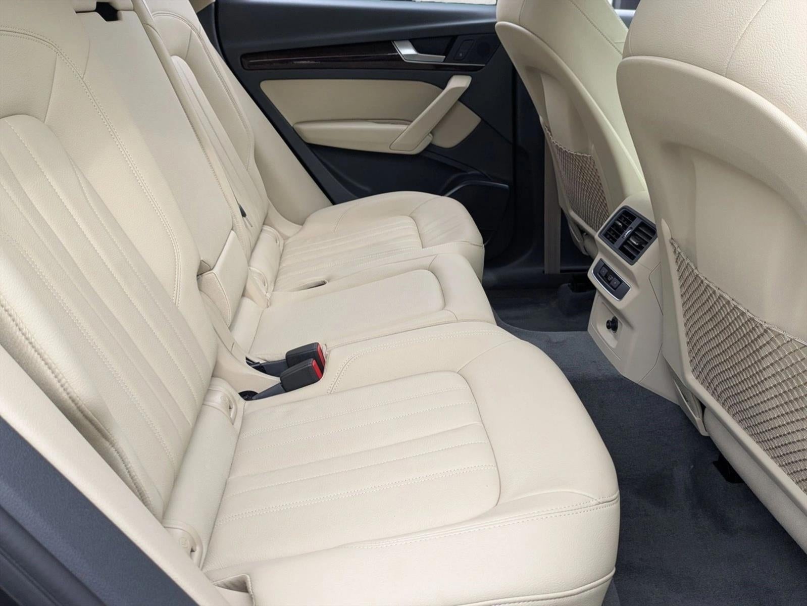 2020 Audi Q5 Premium 45 TFSI quattro